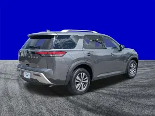 Nissan Pathfinder 2025 SL 4p SUV