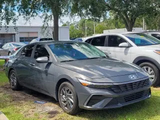 Hyundai ELANTRA 2024 SEL 4dr Sedan