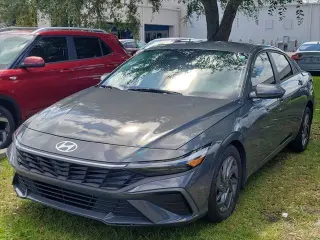 Hyundai ELANTRA 2024 SEL 4dr Sedan