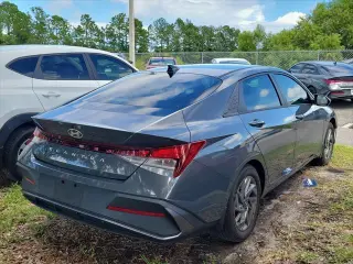 Hyundai ELANTRA 2024 SEL 4dr Sedan