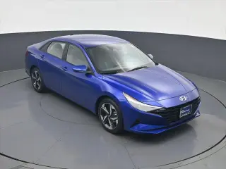 Hyundai ELANTRA 2023 SEL 4p Sedán