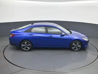 Hyundai ELANTRA 2023 SEL 4p Sedán
