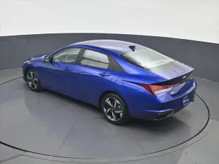Hyundai ELANTRA 2023 SEL 4p Sedán