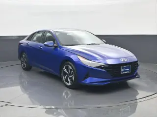 Hyundai ELANTRA 2023 SEL 4p Sedán