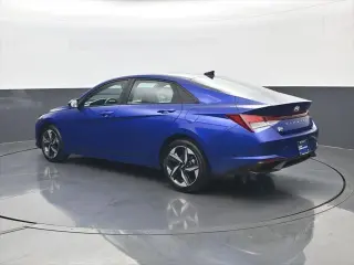 Hyundai ELANTRA 2023 SEL 4p Sedán