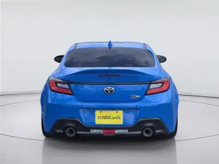 Toyota GR86 2023 Premium Coupé 2 puertas 6