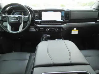 GMC Sierra 1500 2023 4x4 Elevation 4p Crew Cab 5,8 ft. CB