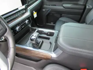 GMC Sierra 1500 2023 4x4 Elevation 4p Crew Cab 5,8 ft. CB
