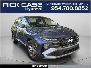 Hyundai TUCSON 2026 SE 4dr SUV