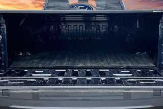 Ford F-150 2023 4x4 XLT 2dr Cabina Regular 6.5 ft. SB