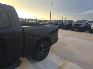 Ram 1500 2022 4x4 Laramie 4dr Crew Cab 5.6 ft. SB Pickup