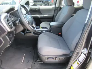 Toyota Tacoma 2023 4x2 TRD Todo Terreno 4p Doble Cabina 5.0 ft CB
