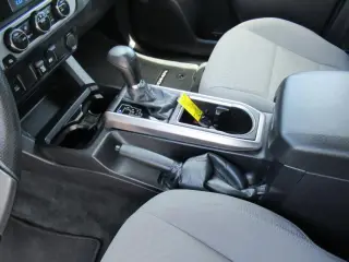 Toyota Tacoma 2023 4x2 TRD Todo Terreno 4p Doble Cabina 5.0 ft CB