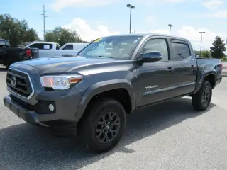 Toyota Tacoma 2023 4x2 TRD Todo Terreno 4p Doble Cabina 5.0 ft CB