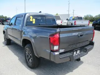 Toyota Tacoma 2023 4x2 TRD Todo Terreno 4p Doble Cabina 5.0 ft CB