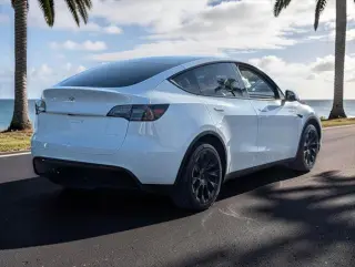 Tesla Modelo Y 2024 AWD Long Range 4p Crossover