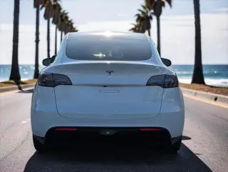 Tesla Modelo Y 2024 AWD Long Range 4p Crossover