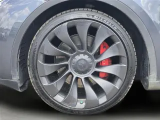 Tesla Model Y 2023 AWD Performance 4p Crossover