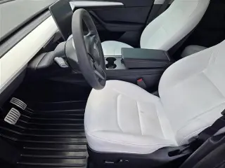 Tesla Model Y 2023 AWD Performance 4p Crossover