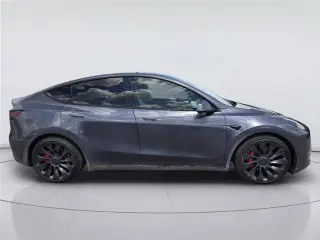Tesla Model Y 2023 AWD Performance 4p Crossover
