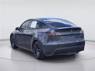 Tesla Model Y 2023 AWD Performance 4p Crossover