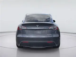 Tesla Model Y 2023 AWD Performance 4p Crossover