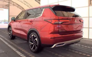 Mitsubishi Outlander 2023 SE 4dr SUV