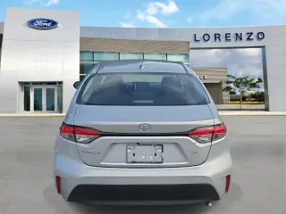 Toyota Corolla 2024 LE 4dr Sedán