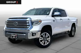 Toyota Tundra 2019 4x4 Edición 1794 4dr CrewMax Cab Pickup SB (5.7L V8)