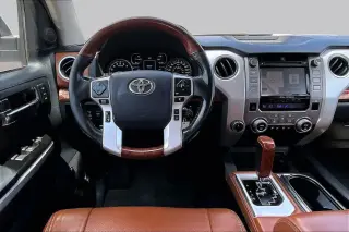 Toyota Tundra 2019 4x4 Edición 1794 4dr CrewMax Cab Pickup SB (5.7L V8)
