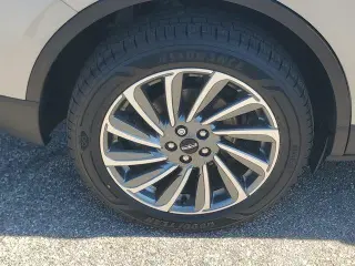 Lincoln Corsair 2023 AWD Reserve 4dr SUV