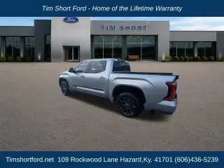 Toyota Tundra 2023 4x4 Platinum 4dr CrewMax Cab Pickup SB