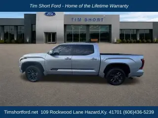 Toyota Tundra 2023 4x4 Platinum 4dr CrewMax Cab Pickup SB