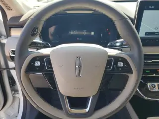 Lincoln Corsair 2024 AWD Premiere 4dr SUV