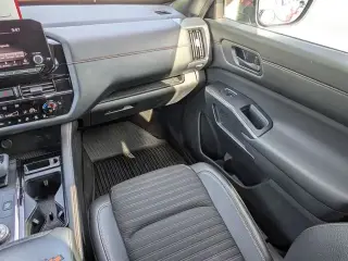 Nissan Pathfinder 2024 AWD Rock Creek 4dr SUV