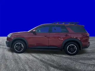 Nissan Pathfinder 2024 AWD Rock Creek 4dr SUV