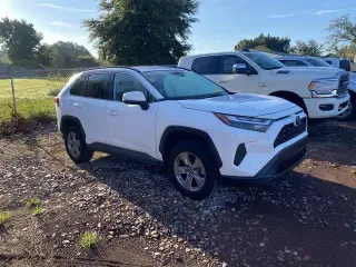 Toyota RAV4 2023 AWD XLE 4dr SUV