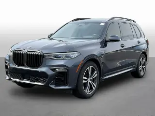 BMW X7 2020 con tracción en las cuatro ruedas M50i, vehículo de actividad deportiva de 4 puertas