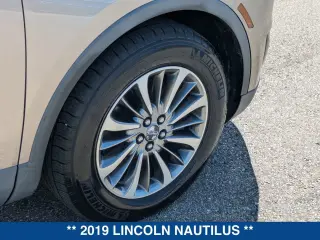 Lincoln Nautilus 2019 Select 4dr SUV