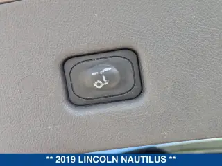 Lincoln Nautilus 2019 Select 4dr SUV