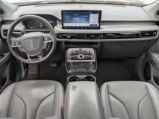 Lincoln Nautilus 2021 Reserve 4dr SUV