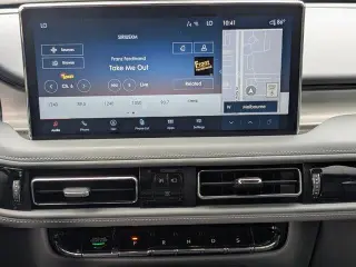 Lincoln Nautilus 2021 Reserve 4dr SUV