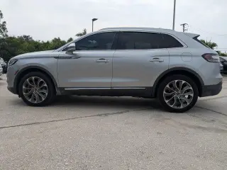 Lincoln Nautilus 2021 Reserve 4dr SUV
