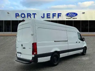Mercedes-Benz Sprinter 2021 4x2 2500 3dr 170 in. WB High Roof Cargo Van (2.0L Gas I4)