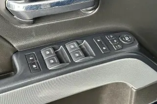 Chevrolet Silverado 2500HD 2018 4x4 LTZ 4dr Cab de Tren