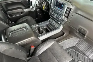 Chevrolet Silverado 2500HD 2018 4x4 LTZ 4dr Cab de Tren