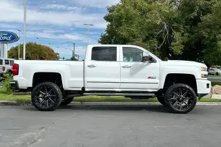 Chevrolet Silverado 2500HD 2018 4x4 LTZ 4dr Cab de Tren