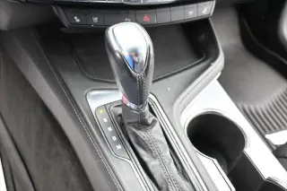Cadillac CT4 2021 AWD de lujo, 4 puertas sedán