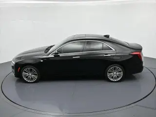 Cadillac CT4 2021 AWD de lujo, 4 puertas sedán