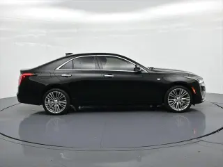 Cadillac CT4 2021 AWD de lujo, 4 puertas sedán